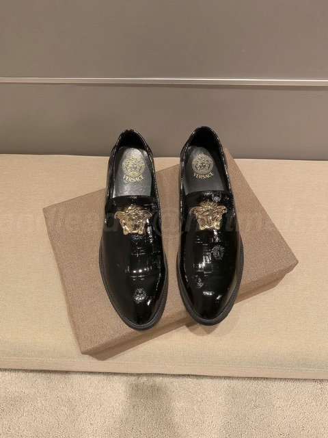 Versace Men's Shoes 368